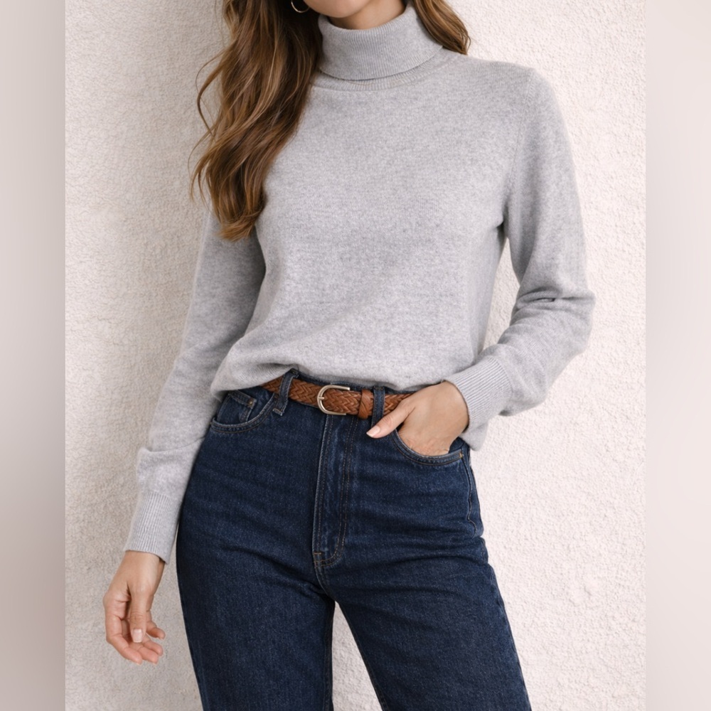 Ann Taylor 100% Merino Wool Turtleneck Sweater M